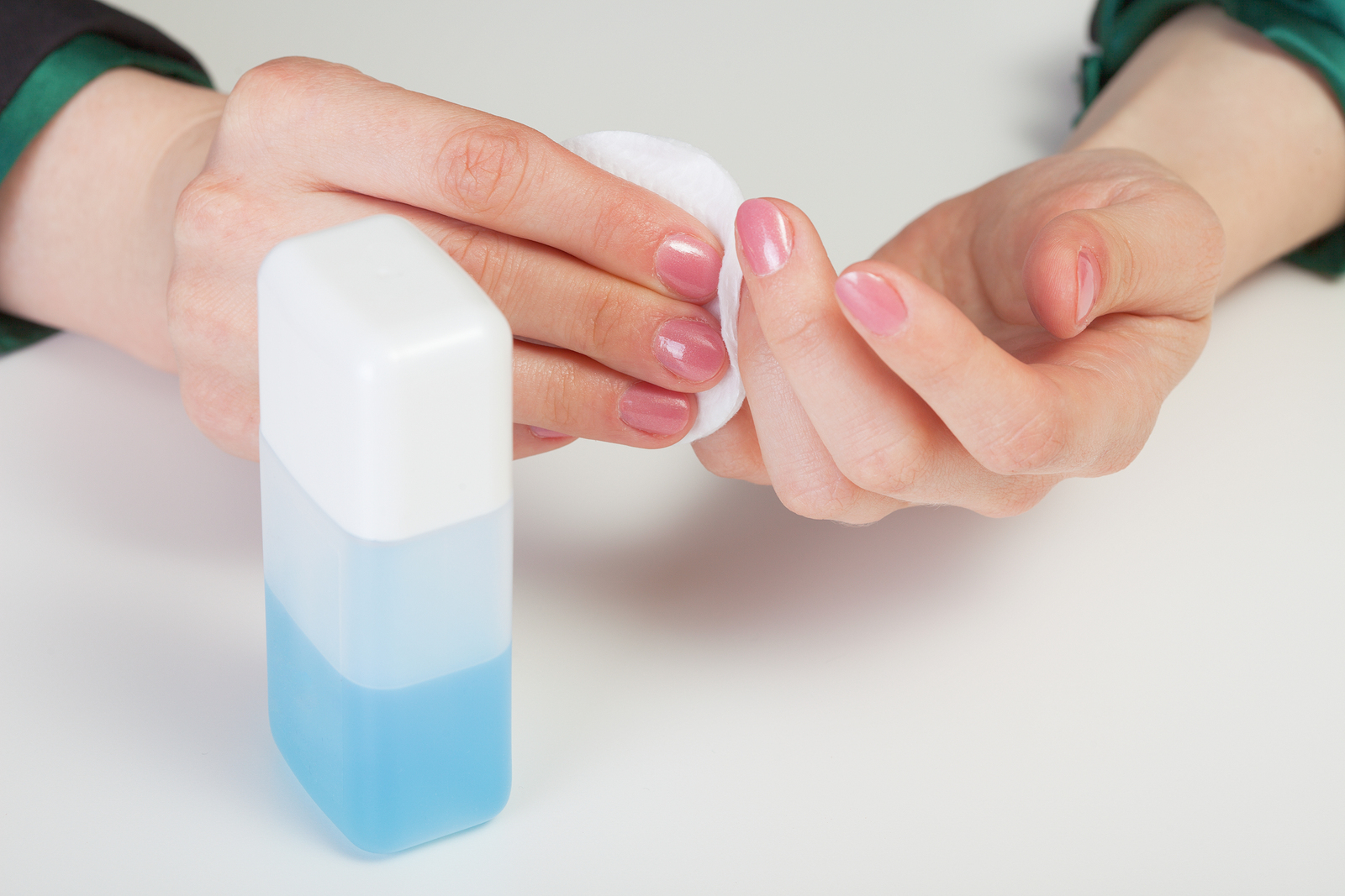 10 More Ways To Use Nail Polish Remover ArticleCube